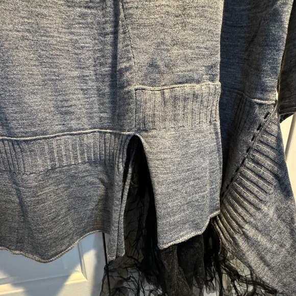 Tulle Detailed Sweater - Gray Melange
Black - Picture 6 of 6